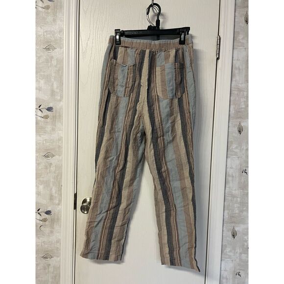 Fashion On Earth Pants - Picture 2 of 5